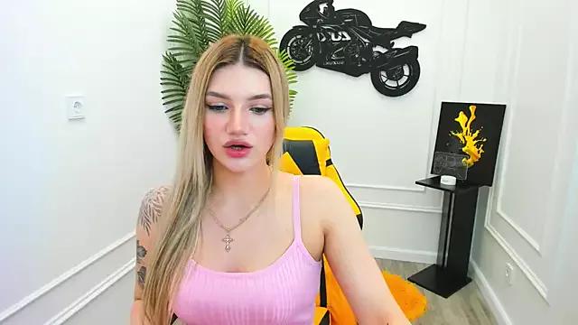 Teen sex cams free adult cams: check-out the satisfaction of conversing and c2c with our stunning models, who will teach you all about seduction and dreams with their smoking hot shapes.