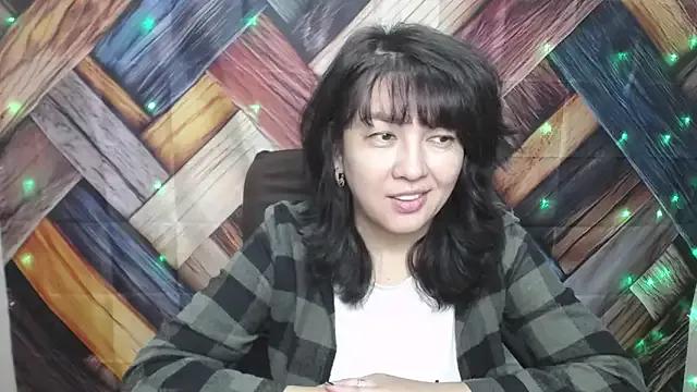 SelenaFly from StripChat is Freechat