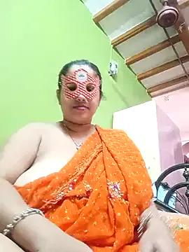 SexyBhabhi323 from StripChat is Freechat