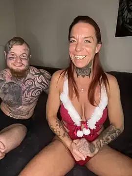 SexyInkedMiilfxx from StripChat is Freechat