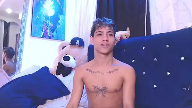 Teen sex cams free adult cams: check-out the satisfaction of conversing and c2c with our stunning models, who will teach you all about seduction and dreams with their smoking hot shapes.