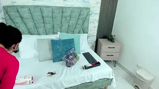 Teen sex cams free adult cams: check-out the satisfaction of conversing and c2c with our stunning models, who will teach you all about seduction and dreams with their smoking hot shapes.