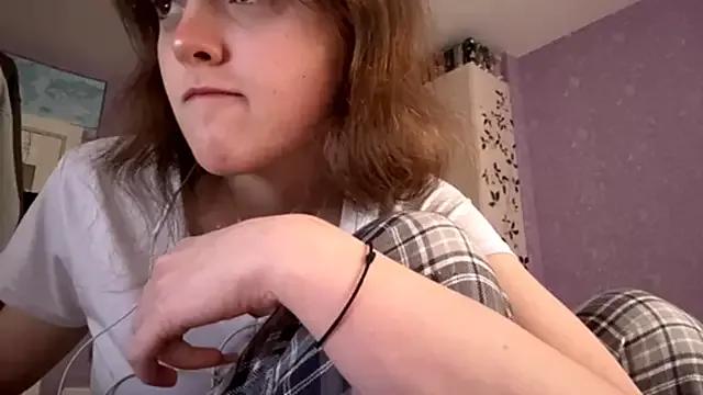 ShannanJou from StripChat is Freechat