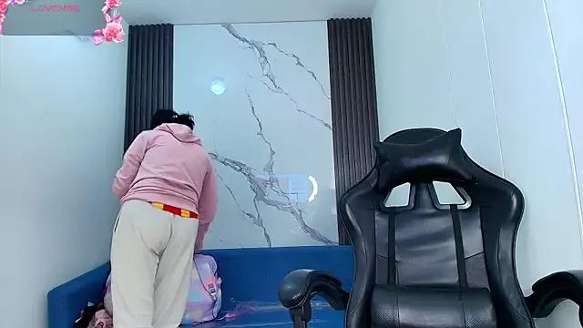 Teen sex cams free adult cams: check-out the satisfaction of conversing and c2c with our stunning models, who will teach you all about seduction and dreams with their smoking hot shapes.