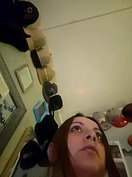 Photos of ShysluutGia from StripChat is Freechat