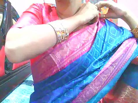 Silver_Queen07 from StripChat is Freechat