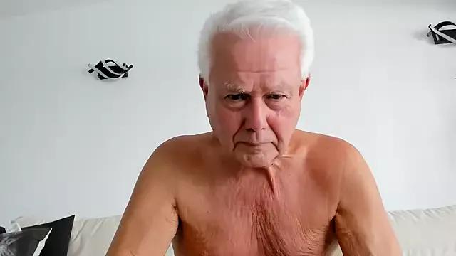 silverstallion from StripChat is Freechat