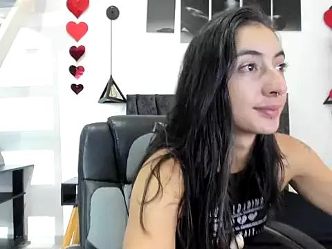 skinny_kinkyxx from StripChat is Freechat