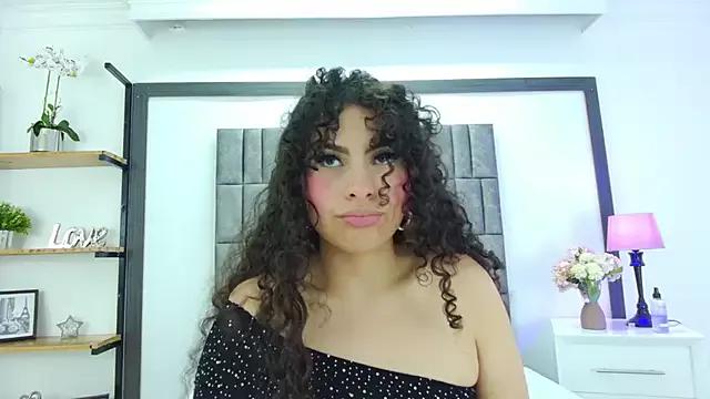 Skyler_Fox_ from StripChat is Freechat