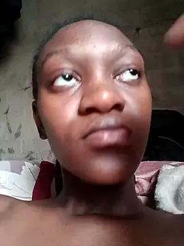 Slender00 from StripChat is Freechat