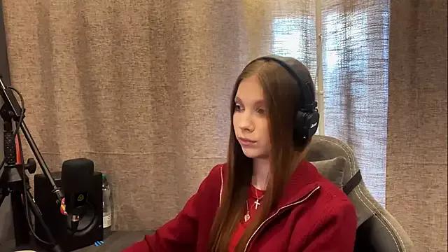 Softixq from StripChat is Freechat