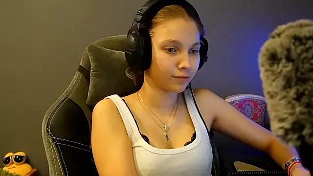 Teen sex cams free adult cams: check-out the satisfaction of conversing and c2c with our stunning models, who will teach you all about seduction and dreams with their smoking hot shapes.