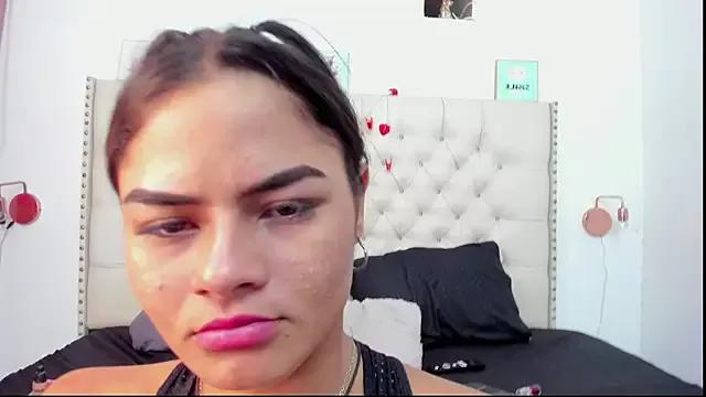 Sophia_beauty_ from StripChat is Freechat