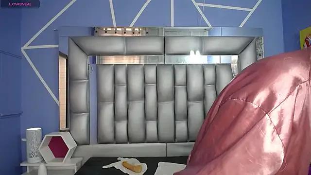 Teen sex cams free adult cams: check-out the satisfaction of conversing and c2c with our stunning models, who will teach you all about seduction and dreams with their smoking hot shapes.