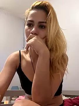 sophiee_evanss_ from StripChat is Freechat