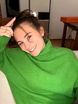 SophiiaStarr from StripChat is Freechat