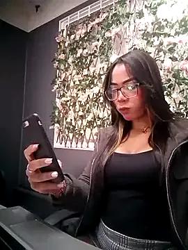 Stefanny_Bella from StripChat is Freechat