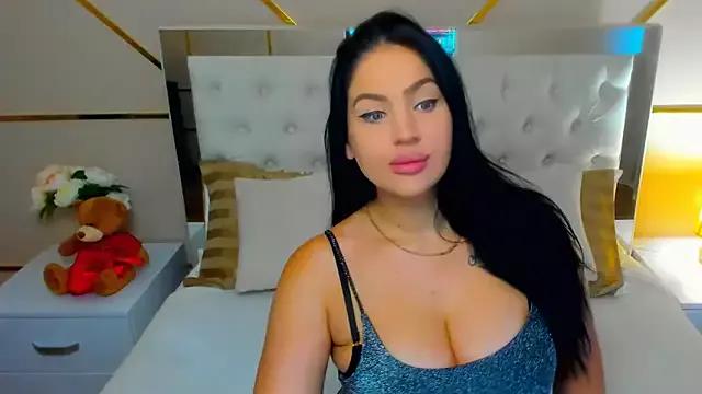 StellaMorris from StripChat is Freechat