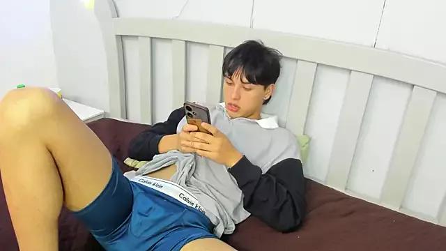 Teen sex cams free adult cams: check-out the satisfaction of conversing and c2c with our stunning models, who will teach you all about seduction and dreams with their smoking hot shapes.