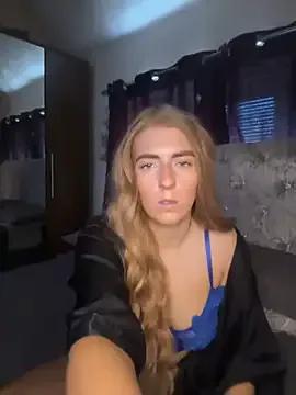 Summer_Paige from StripChat is Freechat