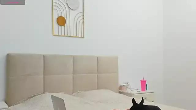 Teen sex cams free adult cams: check-out the satisfaction of conversing and c2c with our stunning models, who will teach you all about seduction and dreams with their smoking hot shapes.