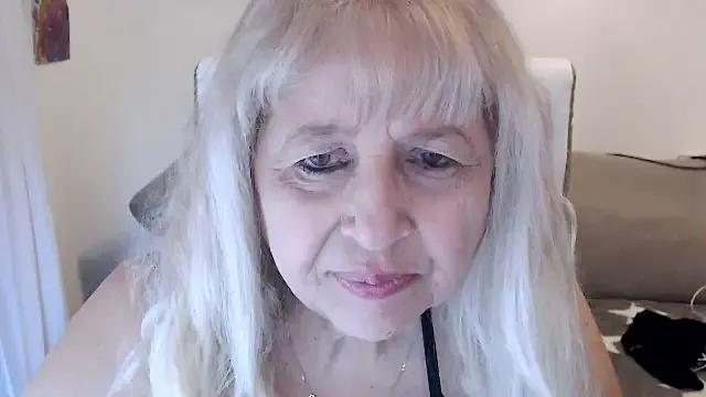 SusiLifeXXX from StripChat is Freechat