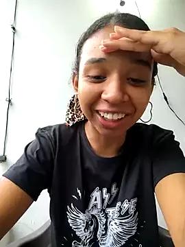 suzanelee from StripChat is Freechat