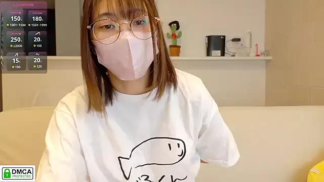 SUZU_ from StripChat