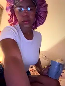 Sweet-Jade from StripChat is Freechat