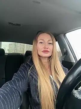Sweet-PussyLips from StripChat is Freechat