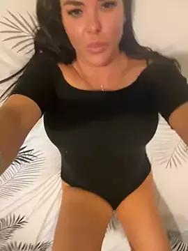 Sweetbutnotinnocent from StripChat is Freechat