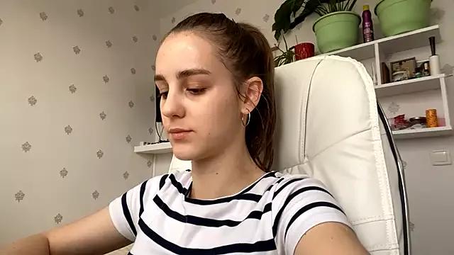 SweetieKatie from StripChat is Freechat