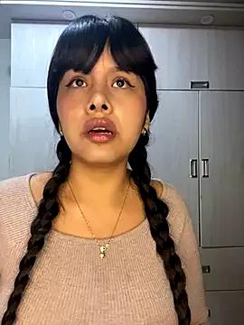 SweetieMariana from StripChat is Freechat