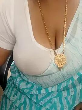 tami_lavanya from StripChat is Freechat