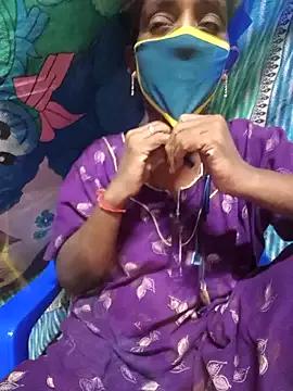 Tamil--Rani from StripChat is Freechat