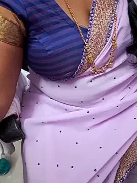 Tamil_Ammani from StripChat is Freechat