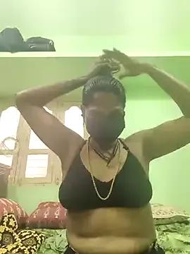 Tamil_Ishu from StripChat is Freechat