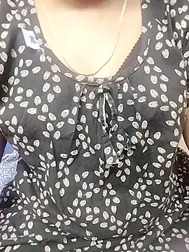 Tamil_Radha from StripChat is Freechat