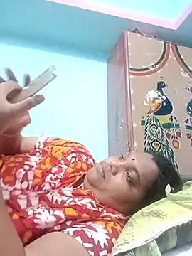tamil_Vanthana from StripChat is Freechat