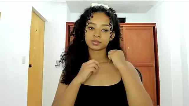 Tammy-Bliss from StripChat is Freechat