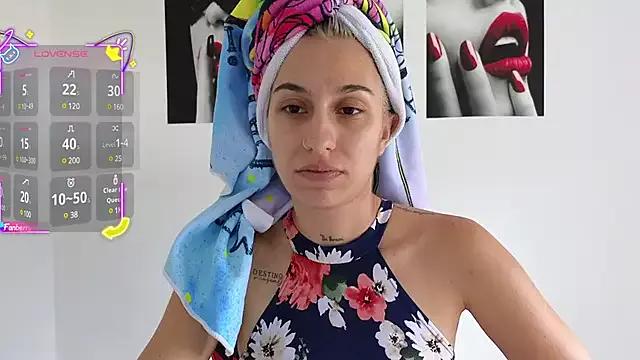 tammyandrade_ from StripChat is Freechat