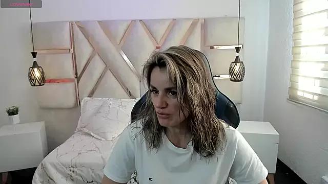 Teen sex cams free adult cams: check-out the satisfaction of conversing and c2c with our stunning models, who will teach you all about seduction and dreams with their smoking hot shapes.