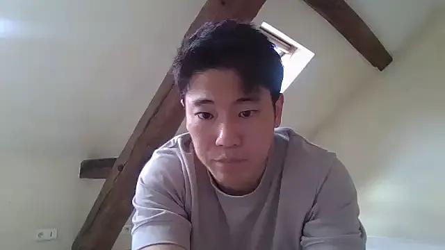 tatsu800 from StripChat