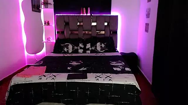 Teen sex cams free adult cams: check-out the satisfaction of conversing and c2c with our stunning models, who will teach you all about seduction and dreams with their smoking hot shapes.