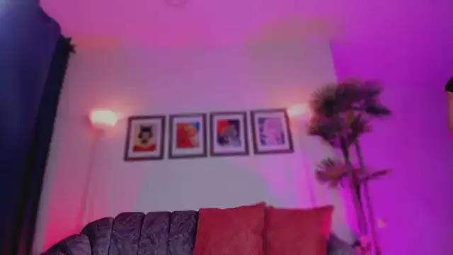Teen sex cams free adult cams: check-out the satisfaction of conversing and c2c with our stunning models, who will teach you all about seduction and dreams with their smoking hot shapes.