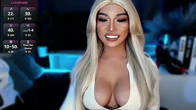 TheTSwomanofyourdesire_ from StripChat is Freechat