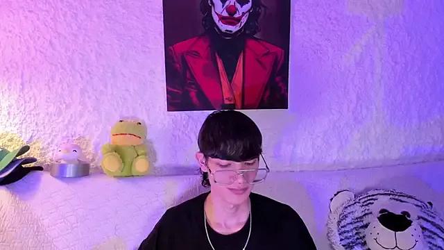 Photos of thiago_kinghot from StripChat is Freechat