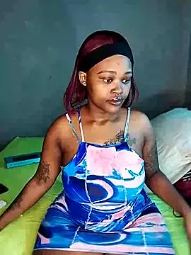 ThickPearlx23 from StripChat is Freechat