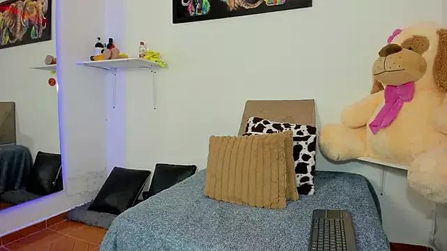 Teen sex cams free adult cams: check-out the satisfaction of conversing and c2c with our stunning models, who will teach you all about seduction and dreams with their smoking hot shapes.