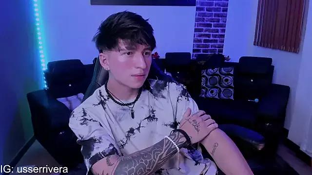 Thomass_clark from StripChat is Freechat
